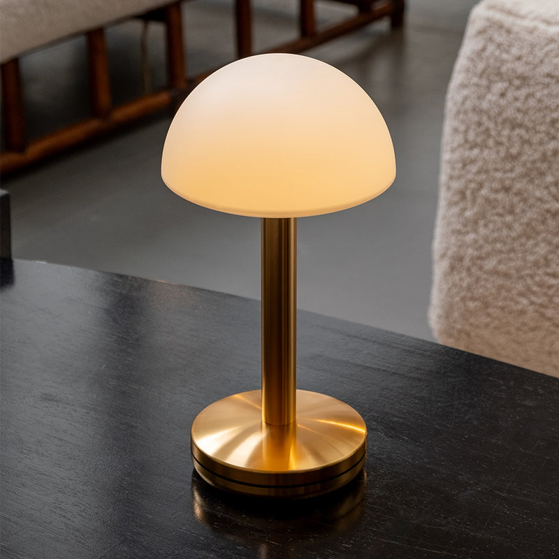 Humble Bug Table Lamp (Gold/ Frosted)